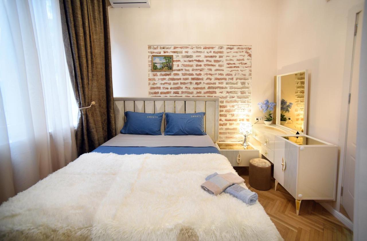 City Lux Hotel Tbilisi Exterior photo