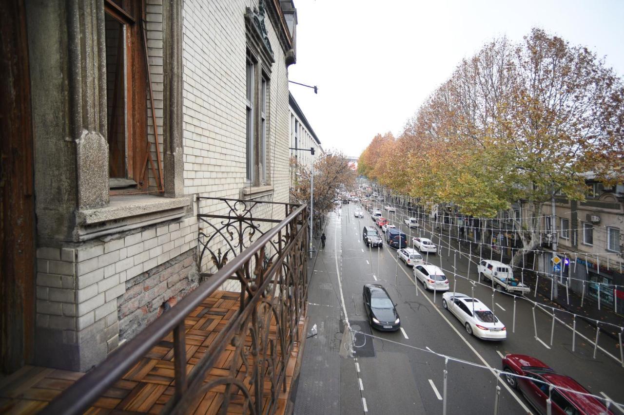 City Lux Hotel Tbilisi Exterior photo