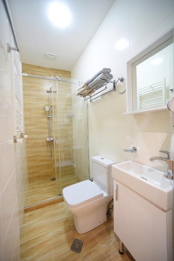 City Lux Hotel Tbilisi Exterior photo