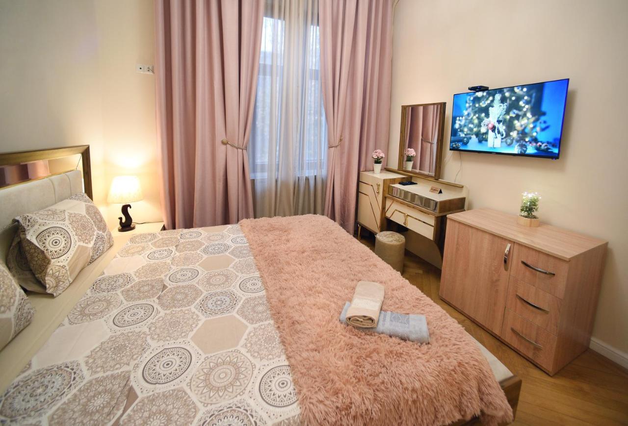 City Lux Hotel Tbilisi Exterior photo