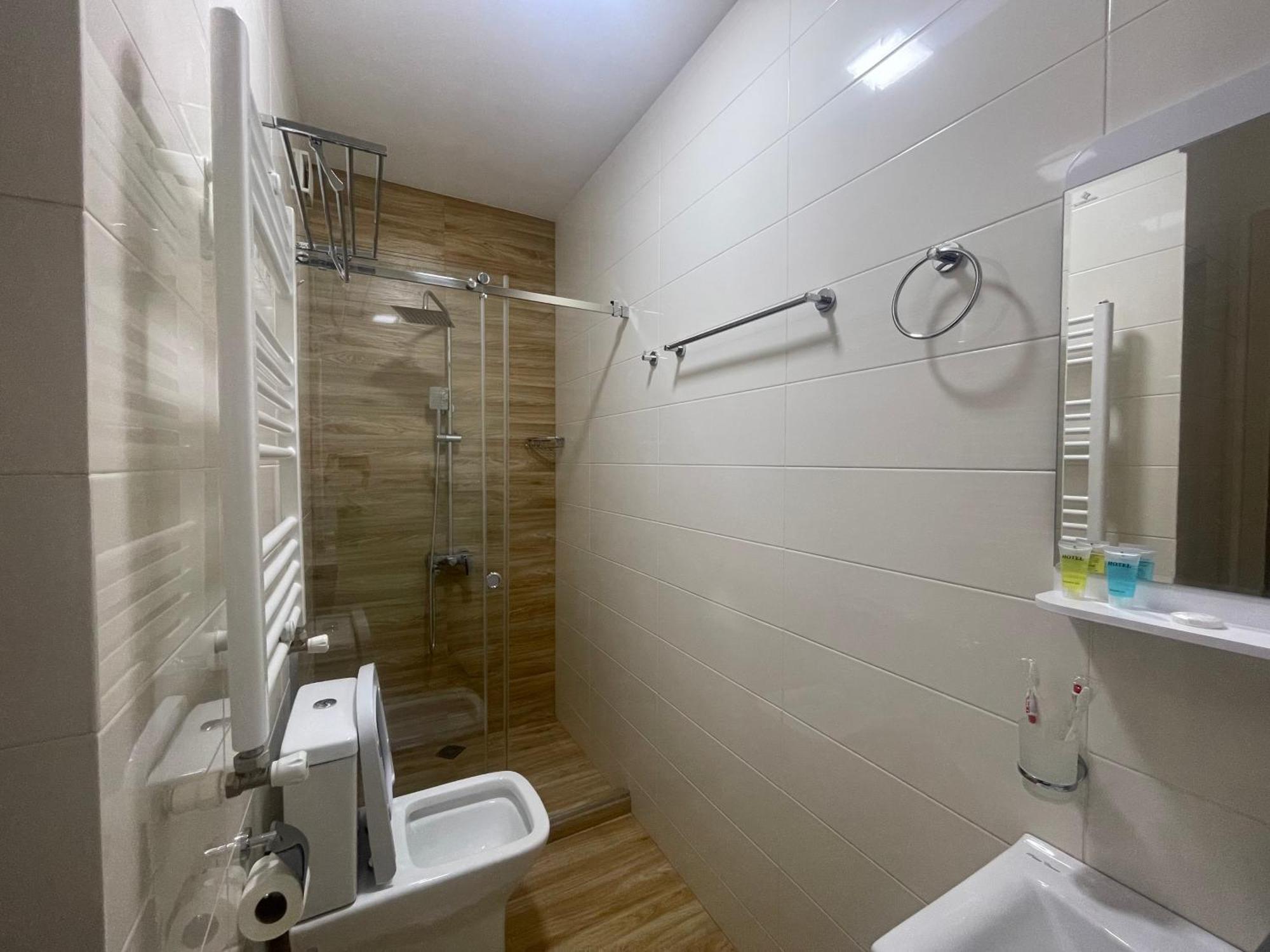 City Lux Hotel Tbilisi Exterior photo